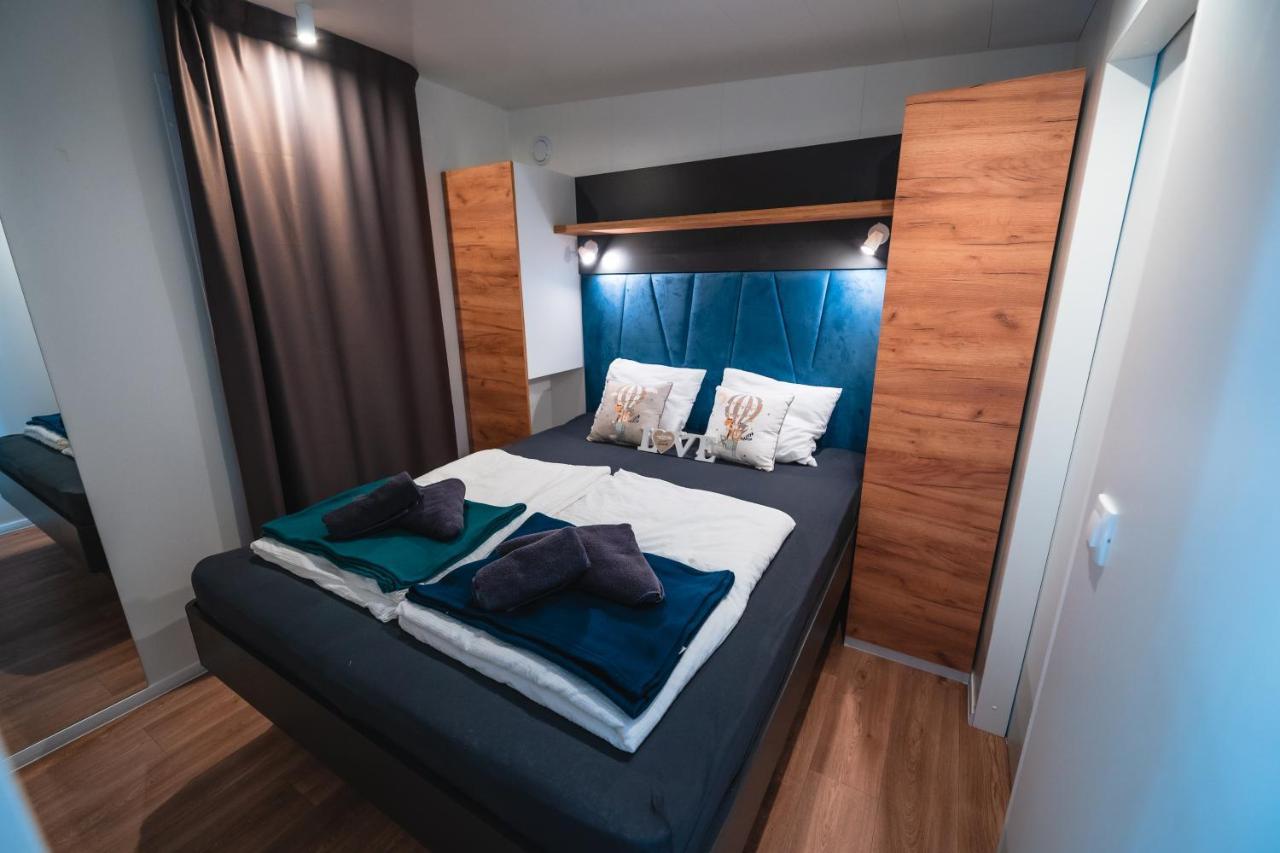 Mobile Homes Sea Princess 비오그라드나모루 외부 사진