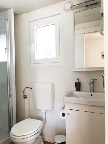 Mobile Homes Sea Princess 비오그라드나모루 외부 사진