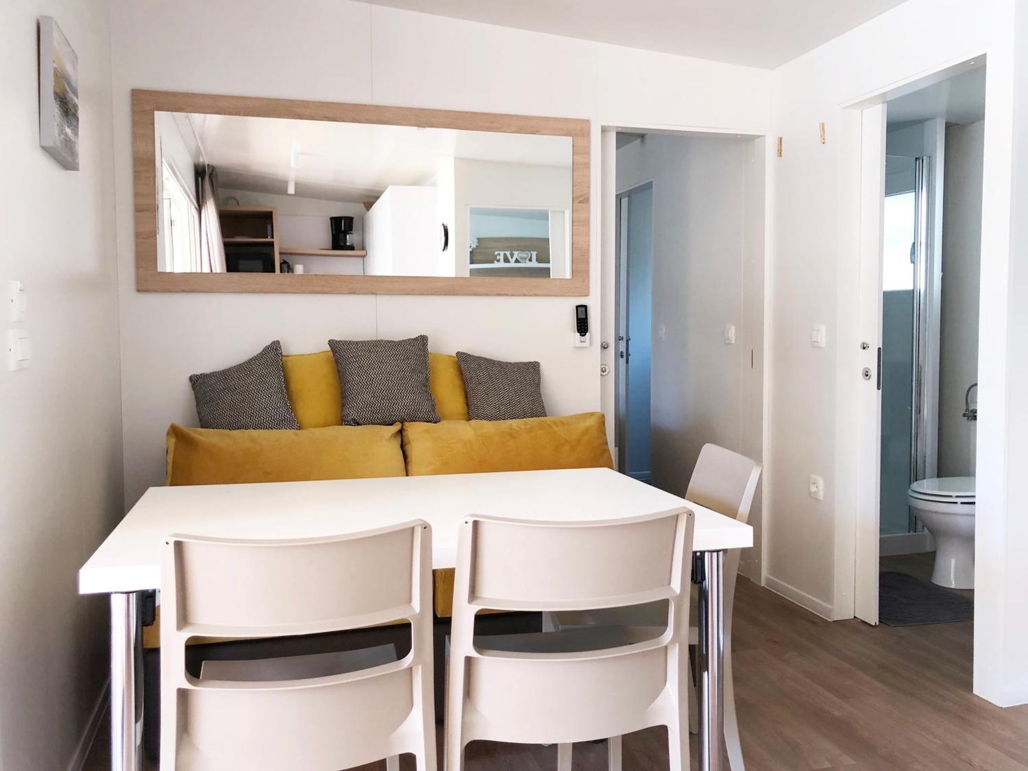 Mobile Homes Sea Princess 비오그라드나모루 외부 사진